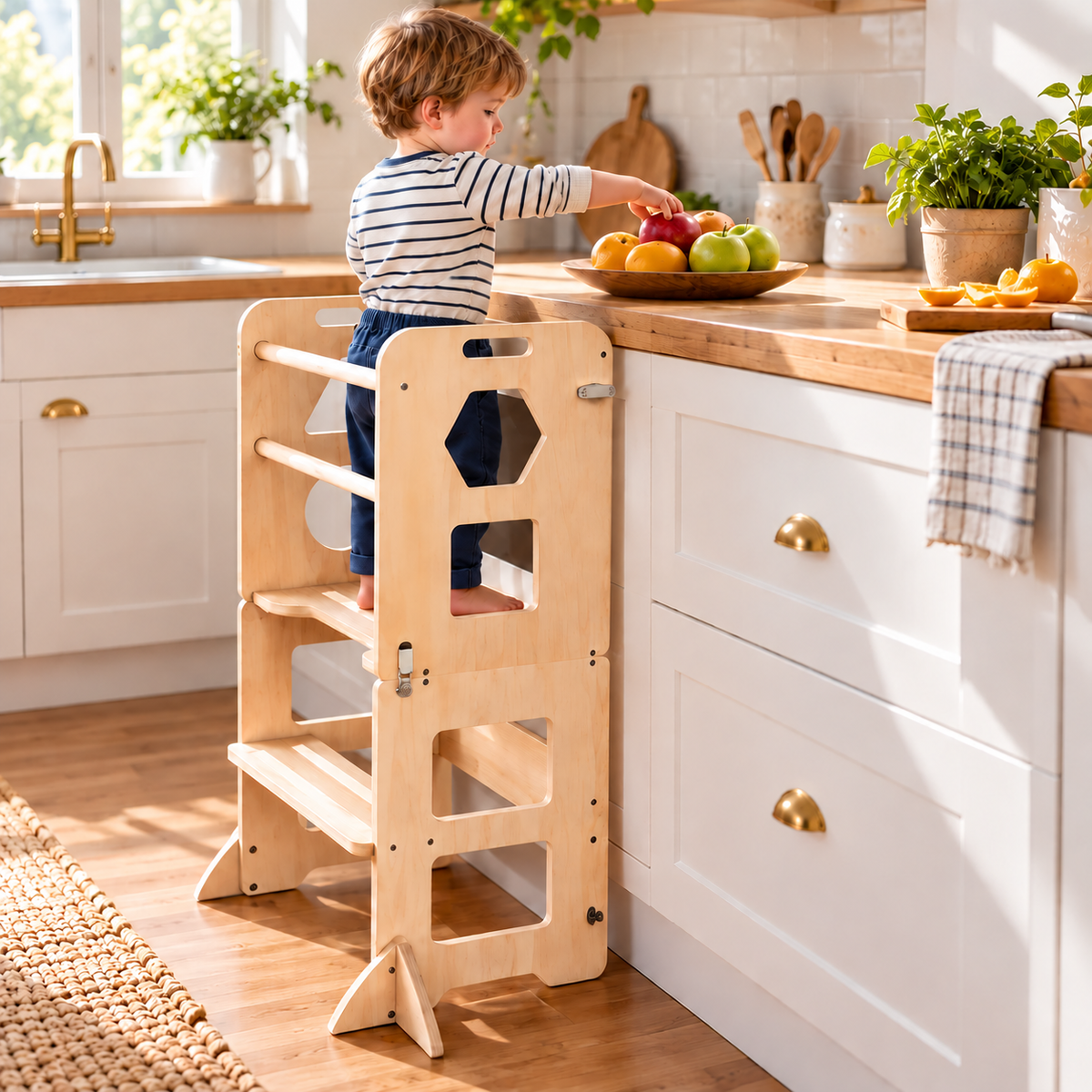 Tour d'apprentissage pliable en bois massif avec tableau noir – vue 1